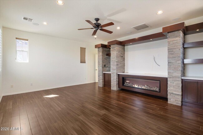 Building Photo - 26036 N 85th Dr