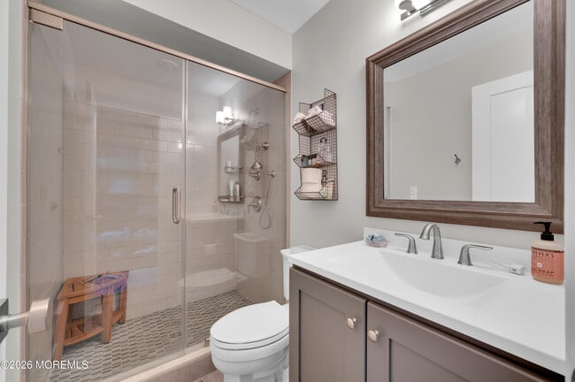 Building Photo - 51 Wyckham Rd