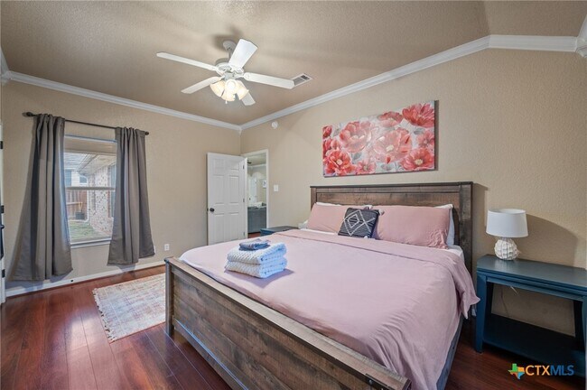 Building Photo - 3805 Republic of Texas Dr