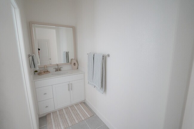 Building Photo - 58320 Coral View Way