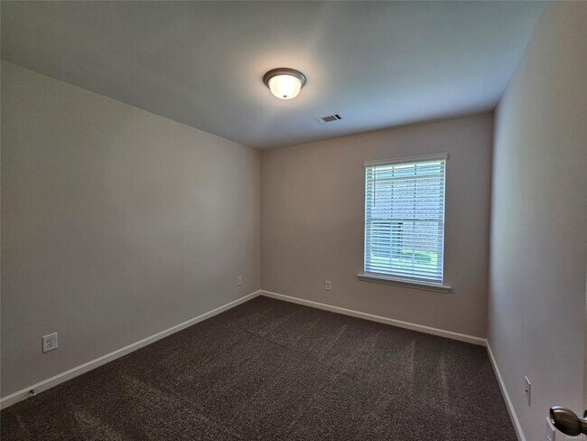 Building Photo - 2039 Dawsons Ml Ln