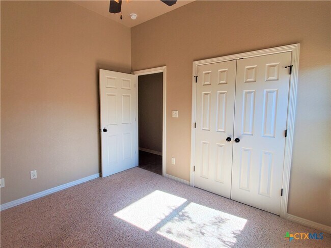 Building Photo - 5020 Sean Patrick Glen