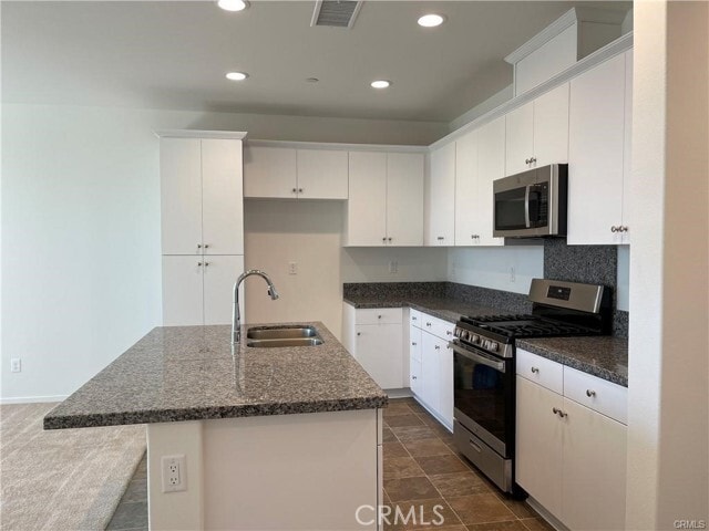 Building Photo - 8324 Spirit St