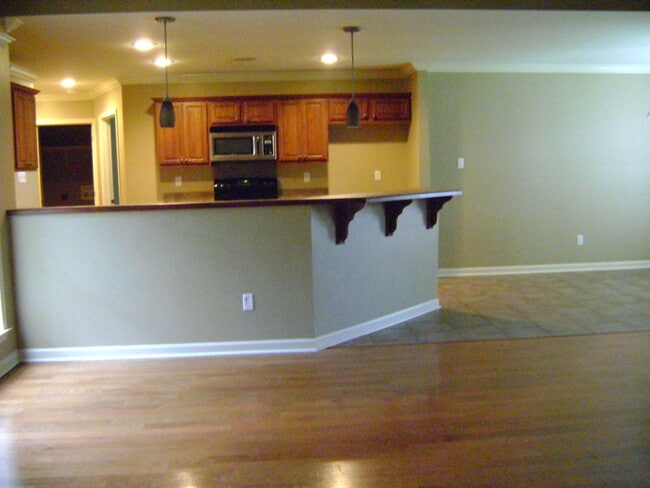 Building Photo - 106 Soaring Cove