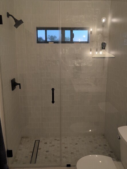Building Photo - 4331 Allott Ave