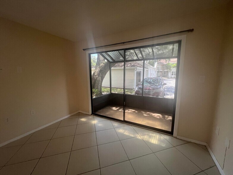 Building Photo - 2315 N Congress Ave