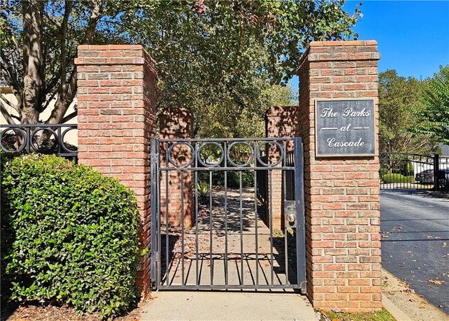 Building Photo - 195 Beracah Walk