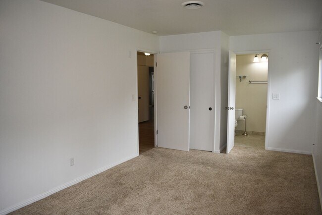 Building Photo - 2012 Polley Dr