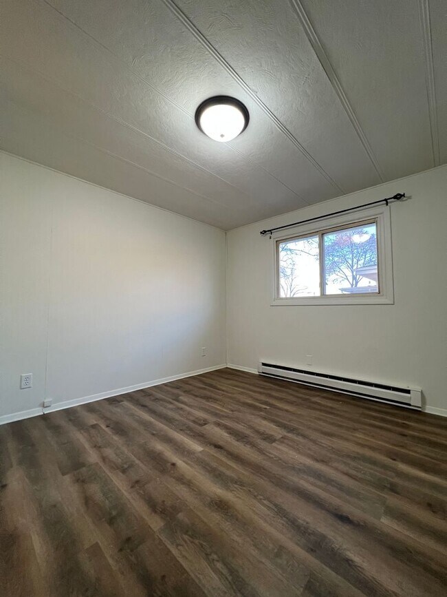 Building Photo - 2810/2812 Onalaska Ave