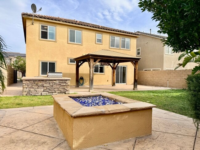 Building Photo - 7107 Oswego Ct