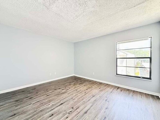 Building Photo - 5143 Puritan Cir