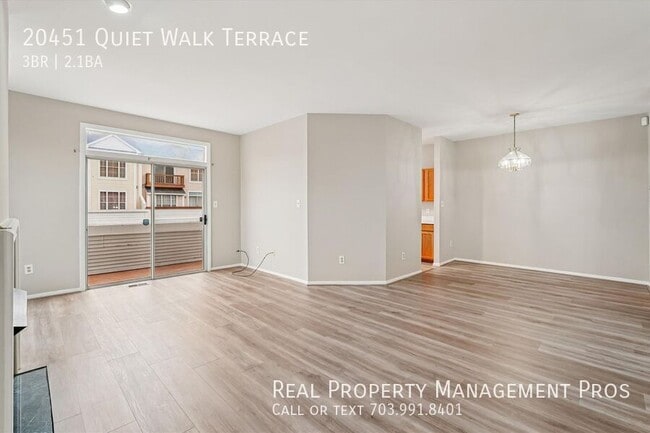 Building Photo - 20451 Quiet Walk Terrace