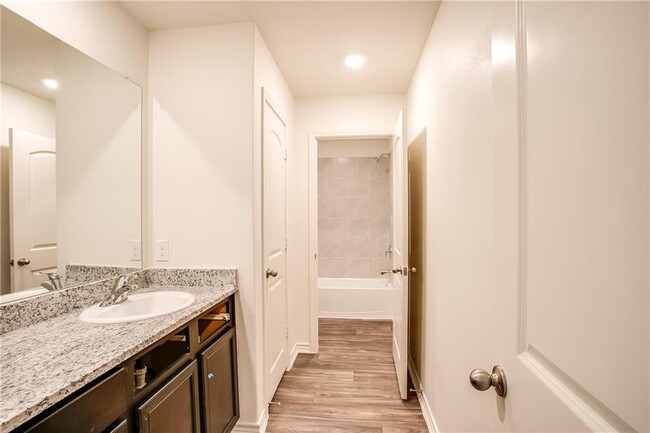 Building Photo - 19024 Quiet Range Dr