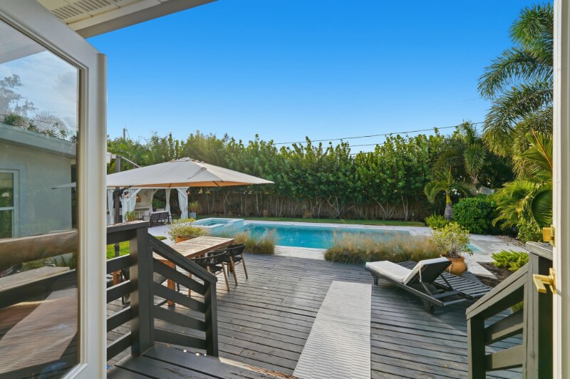 Building Photo - 5510 Venetian Blvd NE