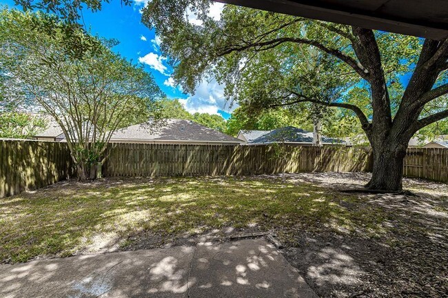 Building Photo - 15702 Pagehurst Dr