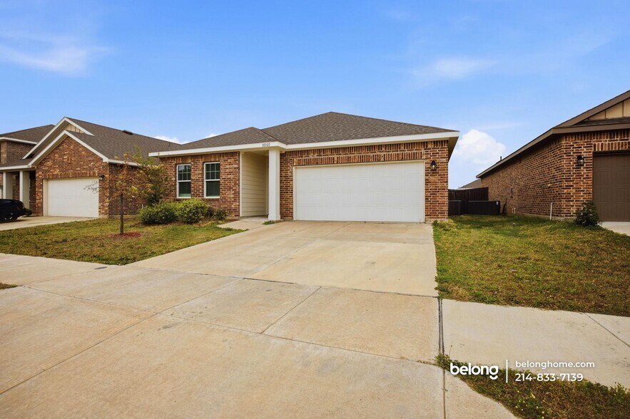 Building Photo - 10321 Holy Cross Ln