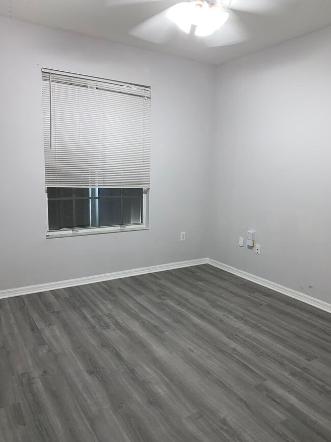 Building Photo - 1254 Potomac Dr