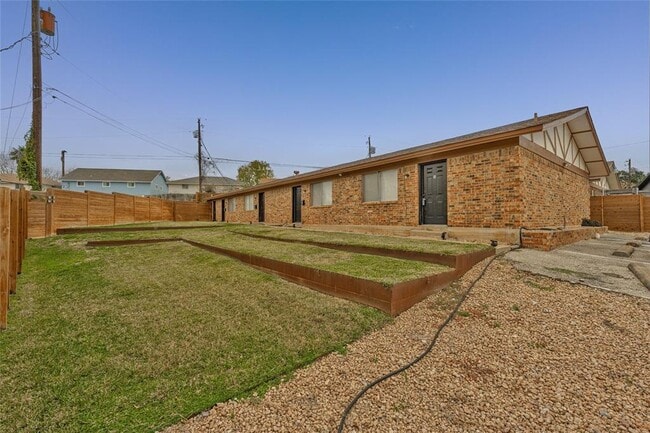 Building Photo - 3404 Willowrun Cove