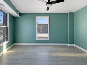 Building Photo - 812 Butterworth St SW