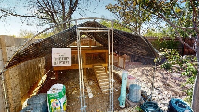 Building Photo - Eco-FriendlySouthwest Gem with Gardens & S...