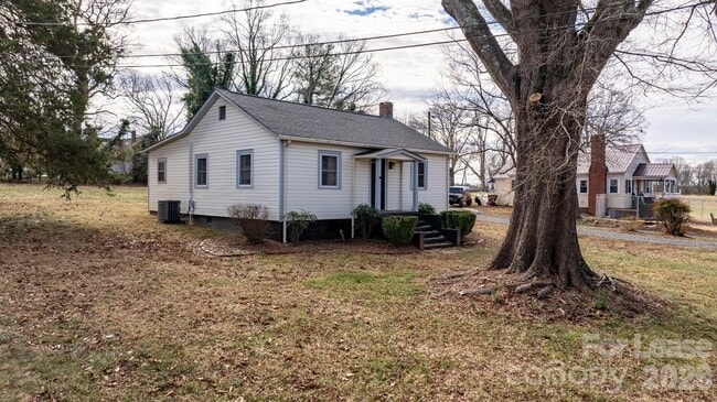 Building Photo - 116 Barnes Ln