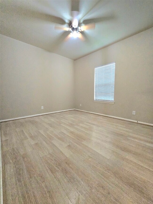 Building Photo - 18319 Tuscana Shores Dr