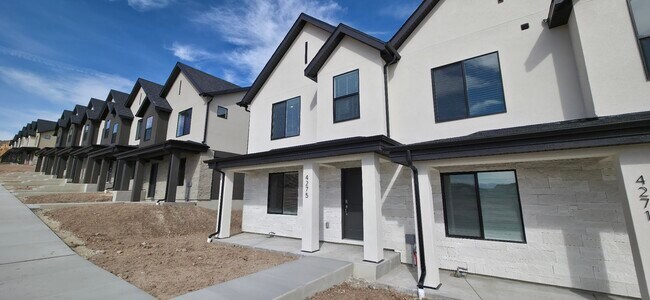 Building Photo - 4275 N 325 E