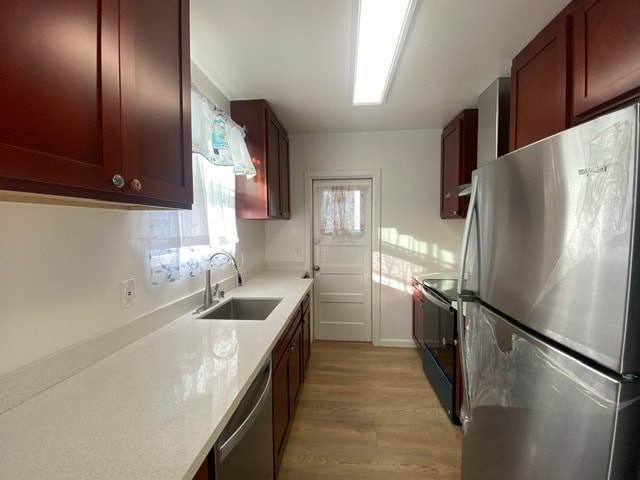 Building Photo - 1047 Santa Clara Ave