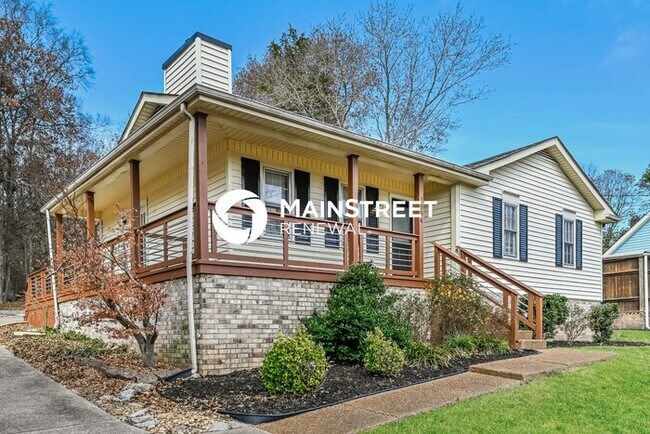 Building Photo - 3 Bedroom Pet-Friendly Home in MOUNT JULIE...