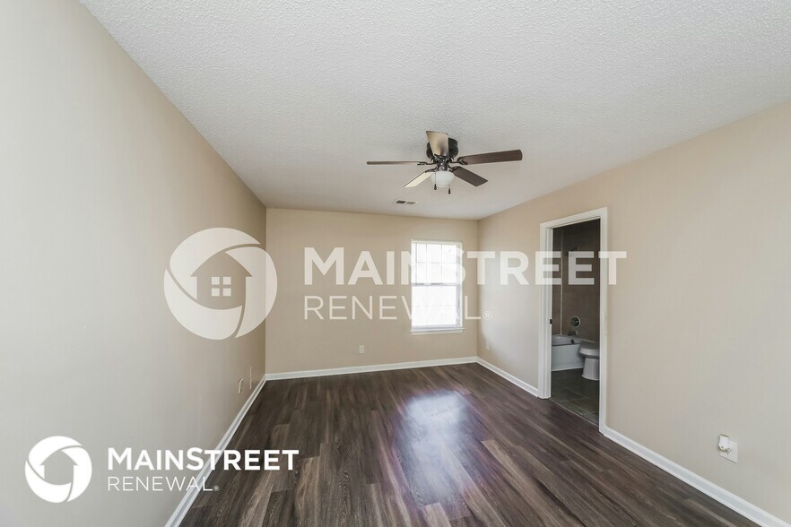 Building Photo - 4663 Royal View Dr