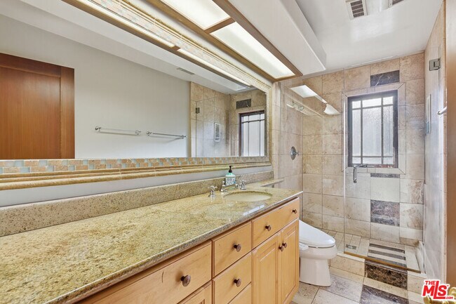 Building Photo - 3664 Gleneagles Dr