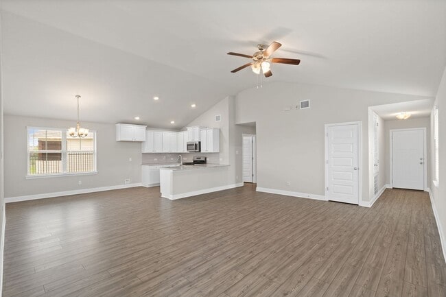 Building Photo - 413 Aurora Creek Ln