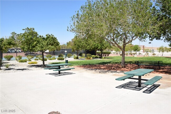 Building Photo - 8148 Finch Feather St