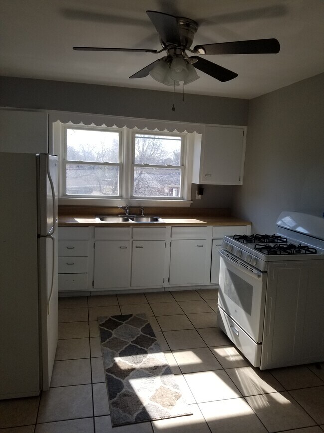 Building Photo - 3534 Brockton Ln