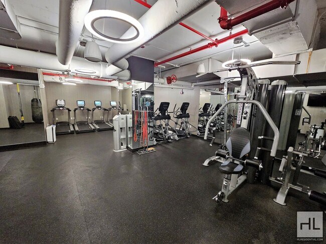 Building Photo - Modern Studio in Murray Hill | 7th Floor, ...