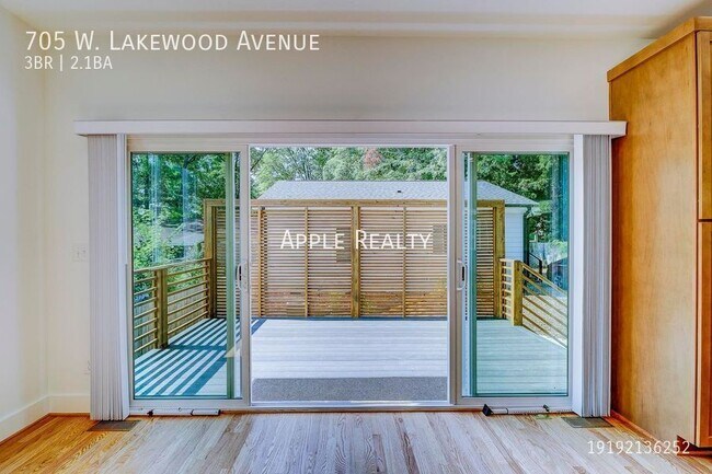 Building Photo - 705 W Lakewood Ave
