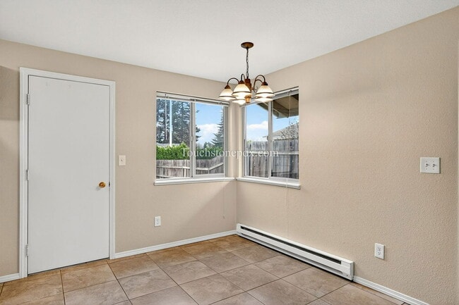 Building Photo - 1920 S Alpine St