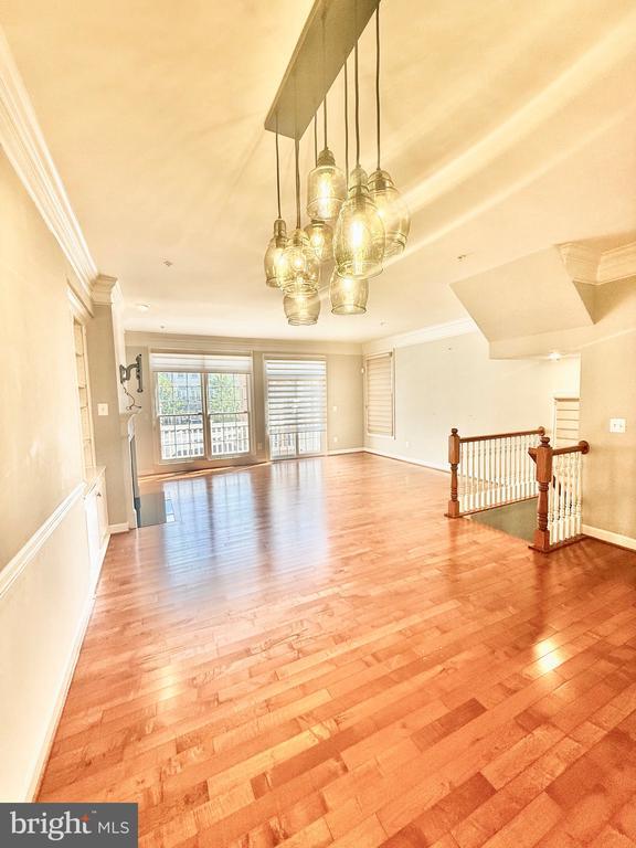 Building Photo - 456 Ferdinand Day Dr