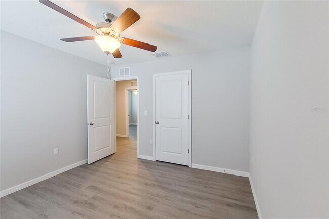 Building Photo - 8677 SW 44th Ct