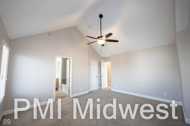 Building Photo - 515 E New York St