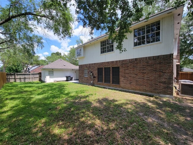 Building Photo - 8502 Canyon Pine Dr