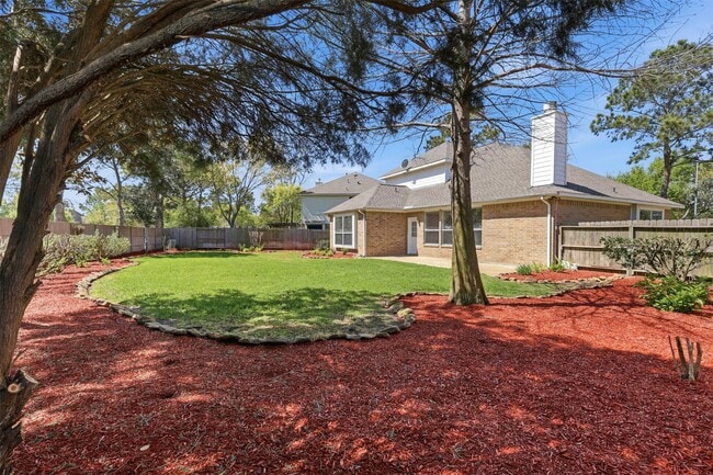 Building Photo - 20811 Garden Arbor Ln