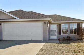 Building Photo - 3 bd 2 bath - Grain Valley