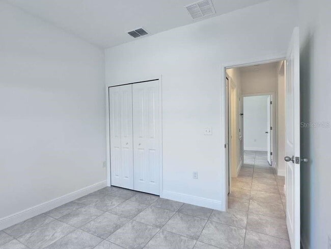 Building Photo - 15885 SW 35th Court Rd