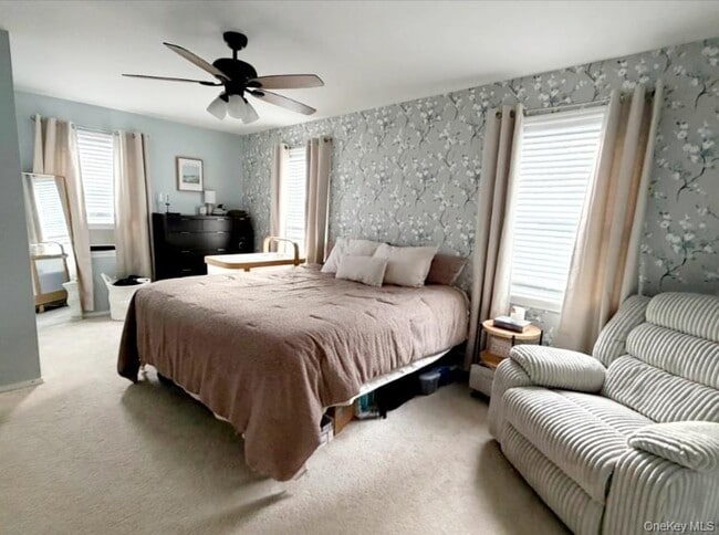 Building Photo - 409 Rakov Rd