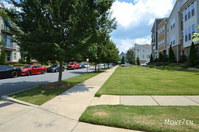 Building Photo - 1619 Pat Garrett St