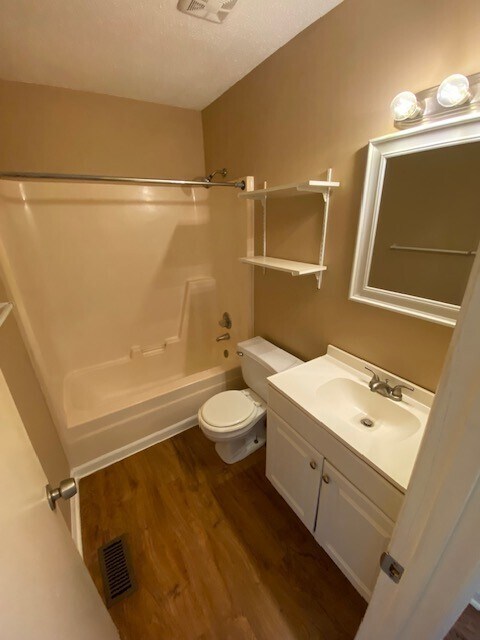 Building Photo - 2596 Ragsdale Rd