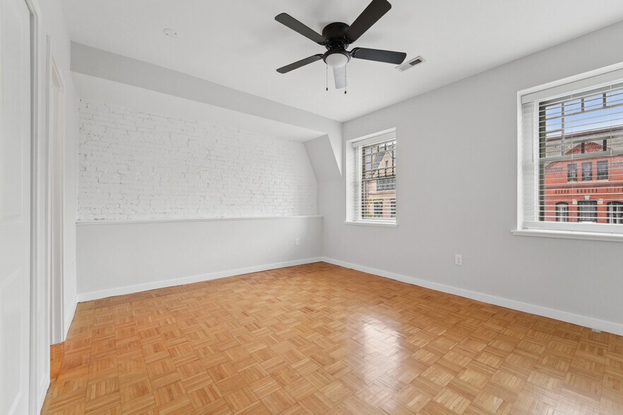Building Photo - 1010 N Calvert St