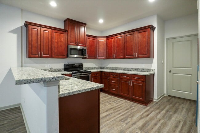 Building Photo - 2702 Appian Wy