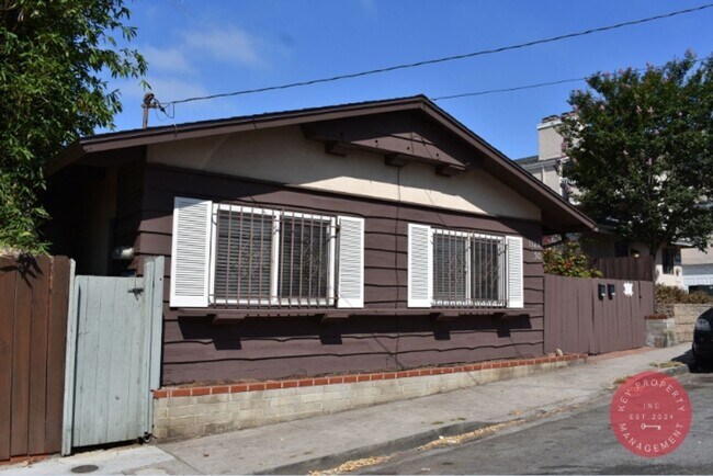 Primary Photo - 1128-1130 COLUSA STREET